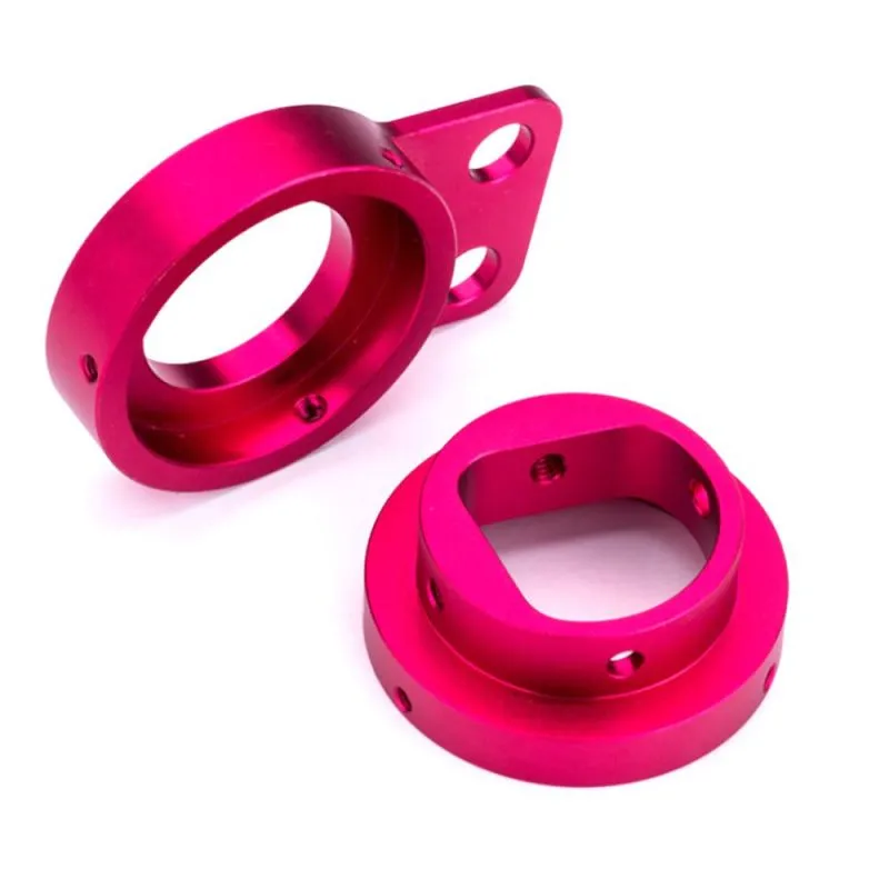 Que avanços foram feitos nos serviços de usinagem CNC de precisão?
